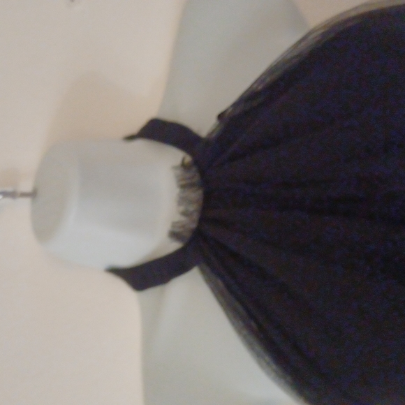 Cache Gown - Picture 8 of 16